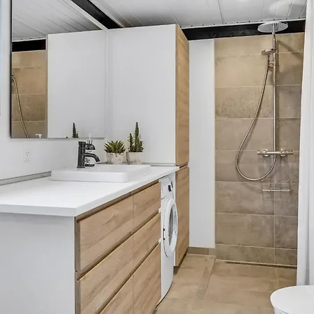 Stunning In With 3 Bedrooms And Wifi Dom wakacyjny *